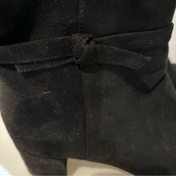 New with box, sexy, black, suede, boot, size 8 - Picture 2 of 8
